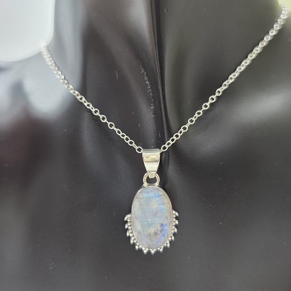 BOHO MOON NECKLACE - Picture 4 of 6